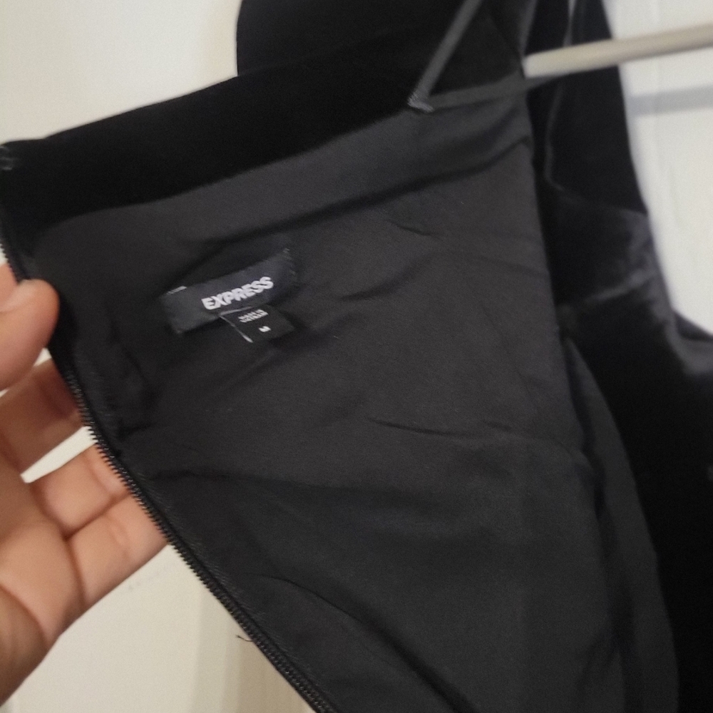 Express Velvet Off The Shoulder Faux Double Breasted Top Size M - Picture 10 of 11